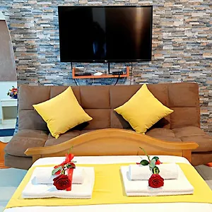 https://pieris-apartments.hotelsatayianapa.com