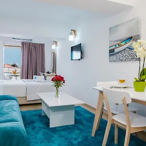 https://stephanie-studios.hotelsatayianapa.com