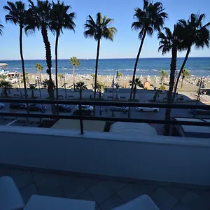 https://krasas-beach-flats.hotelsatayianapa.com